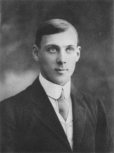 カルバリービウィック氏、1911年