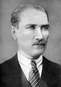ムスタファケマルパシャ1881〜1928年、トルコ革命家、1926年 作： Unbekannt