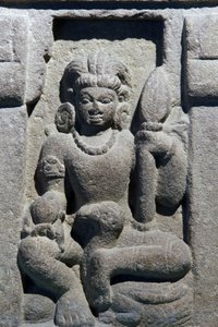 デリーのインド国立博物館。カルティケヤグプタ、紀元6世紀、ヴァラナシ（ウッタル・プラデーシュ州）。石。詳細インド 作： Unbekannt