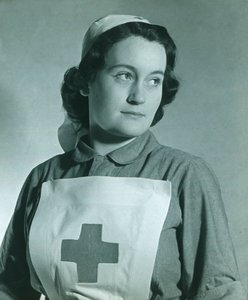 ナース、c1940年代。 作： Unbekannt