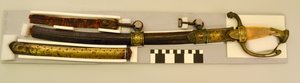 ウィリアムL.クレイヒックマンに属し、1812年の戦争で使用された可能性のあるフランス起源の将校の剣と鞘 作： Unbekannt