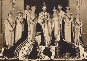 公式戴冠式グループ、1937 作： Unbekannt