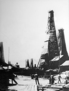 ロシアのバクーでの石油抽出、c1903-c1906。 作： Unbekannt