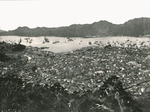 1895年、長崎県の街のパノラマビュー。 作： Unbekannt