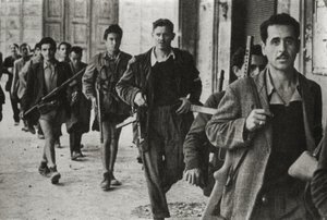 イタリア、エミリア・ロマーニャ州チェゼーナのパルチザン（1944年10月）（b/e写真 作： Unbekannt