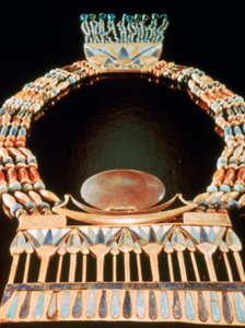 紀元前14世紀のツタンカーメン墓からの胸 作： Unbekannt