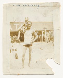 Cplの写真。 ローレンス・レスリー・マクベイと息子のローレンス・マクベイ・ジュニア、1925年。