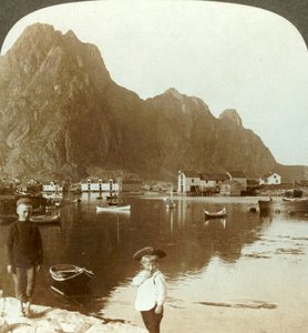 絵のように美しいスボルベル、北極のロフォーテン諸島、北ノルウェー、c1905。 作： Unbekannt