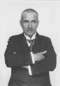 フランク・ウェデキントの肖像1864-1918、1900年代から1910年代。