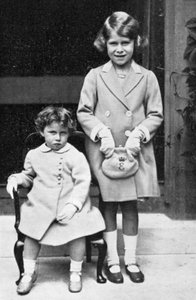 エリザベス王女とマーガレット、1933年 作： Unbekannt