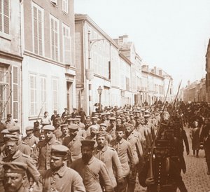 囚人、シャロン、フランス北部、c1914-c1918。 作： Unbekannt