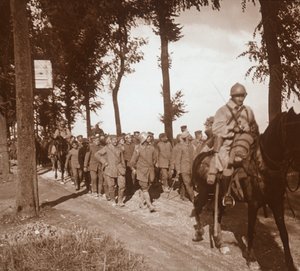 フランス北部、オワーズのカテノイにいる囚人、c1914-c1918 作： Unbekannt