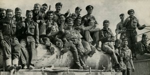 RAF Ground Crews：Tripolitania、c1942-1943、1945。 作： Unbekannt