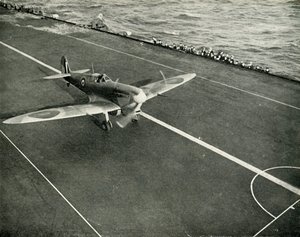 第二次世界大戦、マルタに向かう途中の空母の甲板にあるRAFスピットファイア、1942年1944年。
