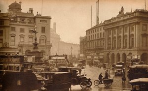リージェントストリート、ロンドン、イギリス、ピカデリーサーカスから見た、1923年、1938年 作： Unbekannt