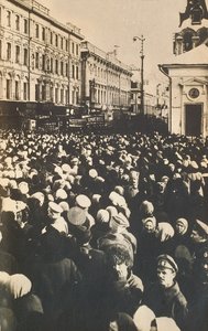 トヴェルスカヤ、モスクワ、ロシア、c1905-c1917の革命的な群衆