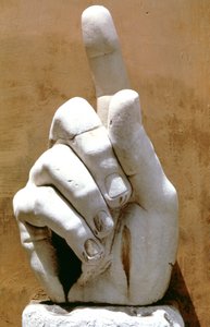 コンスタンティヌス帝の巨大な像の右手、西暦330年 作： Unbekannt