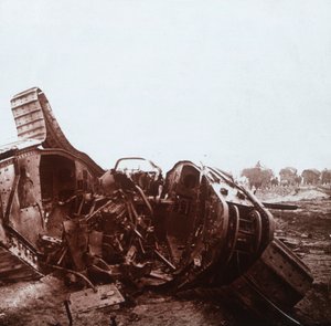 破れたオープンタンク、北フランスシャンパーニュ、c1914-c1918 作： Unbekannt