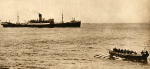 船の論文を調べようとしているイギリス海軍のカッター、第一次世界大戦、1914-1918、1933。 作： Unbekannt