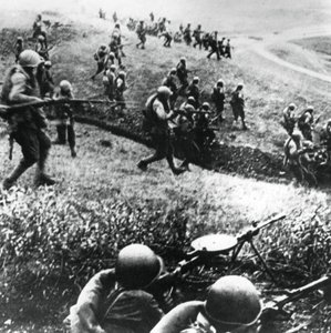1942年9月、コーカサス北部、モズドク地方の反撃中のロシア軍