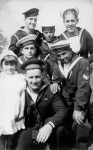 戴冠式レビューの間に6か国からの船員、サウスシー、ハンプシャー、1937 作： Unbekannt