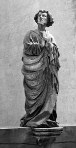 カルヴァリーの聖ヨハネ 無名の彫刻 Dim.150 cm Collegiale Saint Hippolyte, Poligny (Jura) 作： Unbekannt