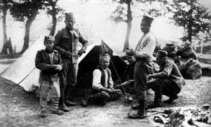 セルビア人兵士のキャンプ、第一次世界大戦、1914年 作： Unbekannt