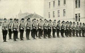 1919年のパレードでのセルビア騎兵隊。 作： Unbekannt