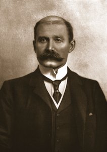 Hモンタギューアラン卿、1911年。 作： Unbekannt
