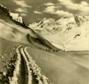 オーストリア、シュトゥーバイアルプスのアルペイナーフェルナー氷河でのスキー、c1935。 作： Unbekannt