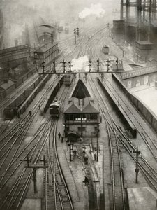 セントパンクラス。ロンドン、ミッドランド、スコットランド鉄道の終点、1935年。 作： Unbekannt