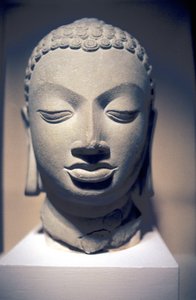 5世紀の仏、グプタ、インドの石の頭 作： Unbekannt