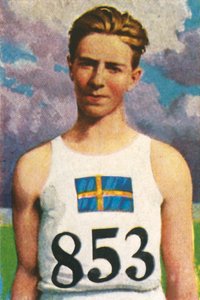 スウェーデンの槍投げ選手、エリックルンドキスト、1928年。