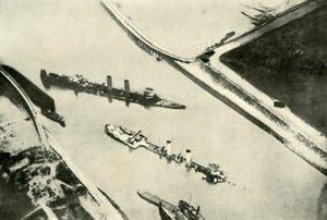ゼーブルージュ港の封鎖、1919年。