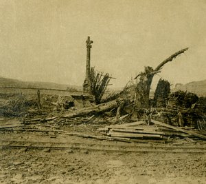 フランス北部、レパルジュのカルバリー、c1914-c1918。 作： Unbekannt