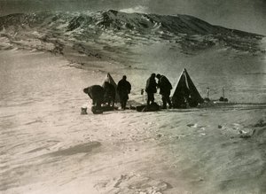 キャンプ7000フィートアップエレバス山、1908年、1909年 作： Unbekannt
