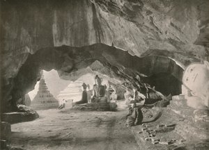 モールメインの洞窟、1900年。 作： Unbekannt