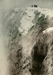 エレバスのクレーター、深さ900フィート、ハーフマイル幅、1908年、1909年。 作： Unbekannt