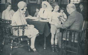 チャイルズハートビートを聞く医師、c1935