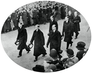 1936年、1937年、キングジョージ対葬儀行列におけるヨーク公とその兄弟