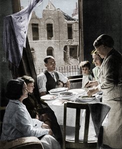 家族は食べる必要があります、c1940 1942 作： Unbekannt