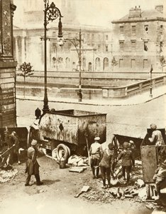 4つの裁判所、ダブリン、アイルランド、1922年7月、1935年。 作： Unbekannt