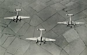 ハンドラリーページヘレフォード、1941年。 作： Unbekannt