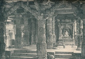 ラージプタナのアブ山にあるジャイナ教寺院の内部、1903年、1904年 作： Unbekannt