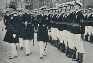 ポーツマスで海軍ウィークを開く王、c1935、1937。