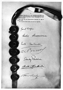 1925年12月1日、1935年、ロンドンでロカルノ条約が封印され署名 作： Unbekannt