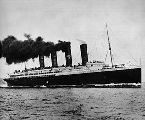 フルスピードでのルシタニア、1915
