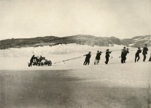 船返還後のソフトスノーの自動車、1908年、1909年。 作： Unbekannt