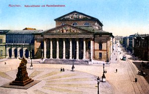 国立劇場とマクシミリアン通り、ドイツ、ミュンヘン、1925 作： Unbekannt