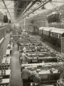 1935-36年にロンドン旅客輸送が所有する地下鉄車両のオーバーホール。 作： Unbekannt